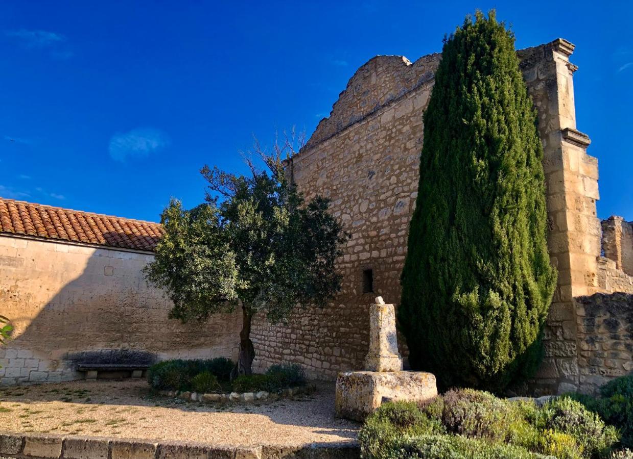 Lou Meinado Saint-Martin-de-Crau Kültér fotó