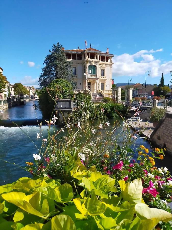 Lou Meinado Saint-Martin-de-Crau Kültér fotó